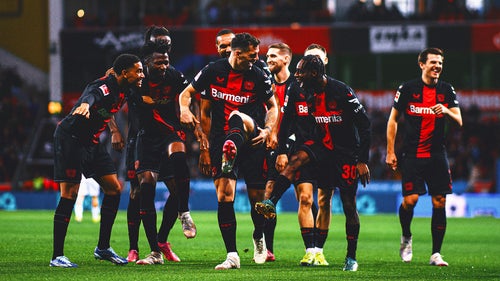 BUNDESLIGA Trending Image: Bayer Leverkusen sets new German record with 33-game unbeaten streak